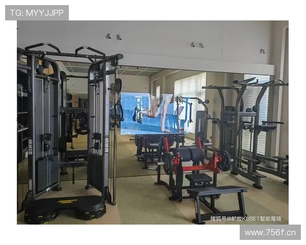 乔丹·汤普森别墅里竟然有个私人健身房，比我家客厅还大？