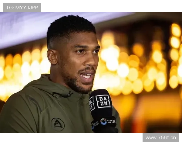 朋友半夜发来安东尼·约书亚家照，我瞬间觉得自己穷到尘埃里